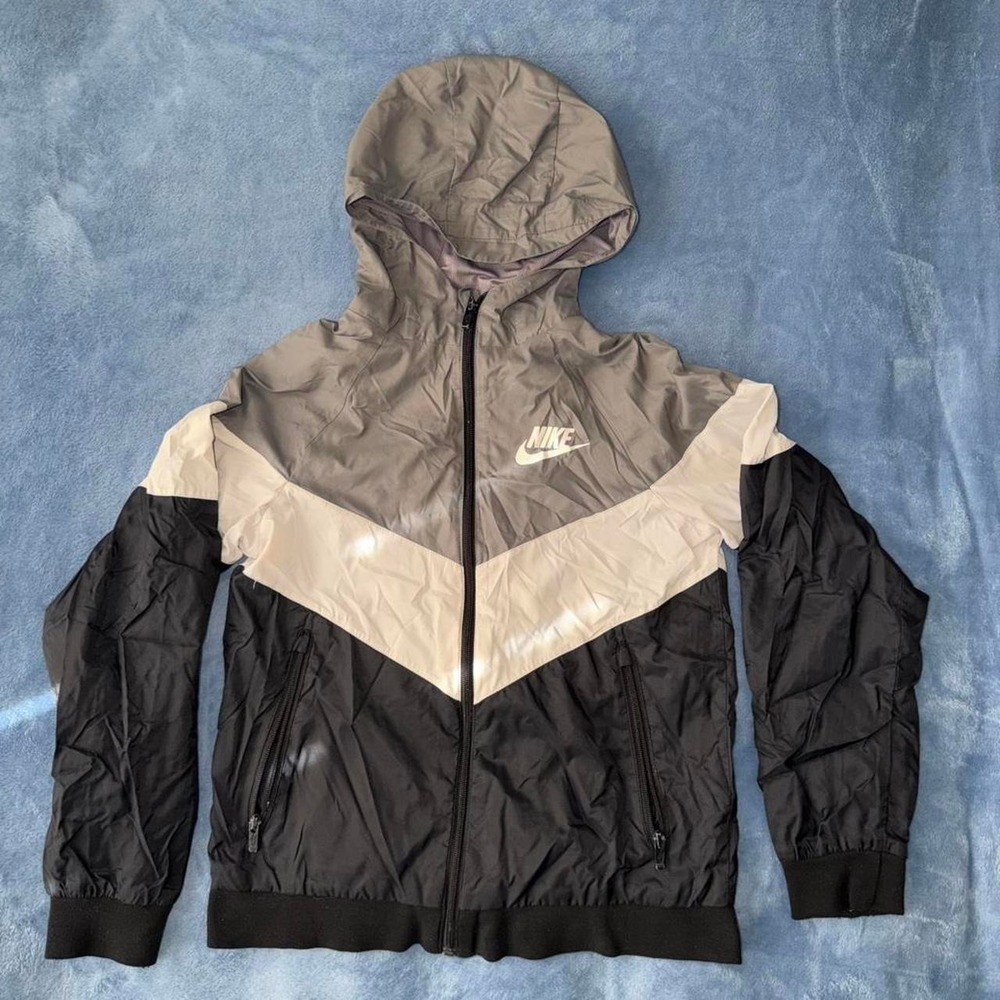 Nike grey windbreaker‎ jacket kids  Size L